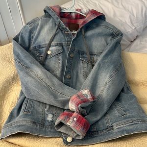 Maurices jean jacket with maroon/red plaid hood and sleeves. Size XL